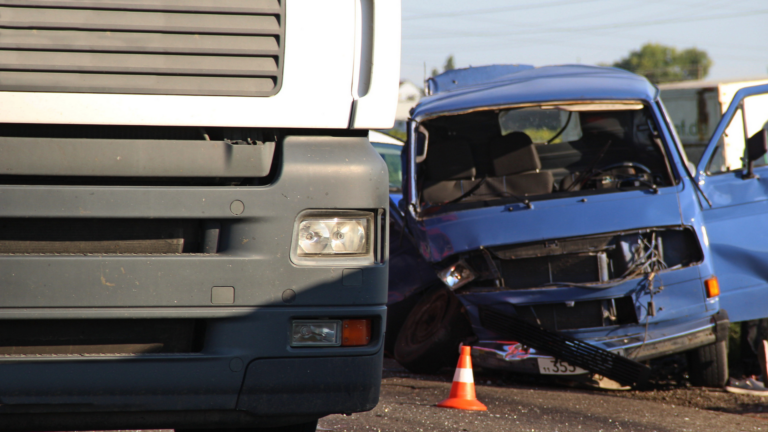 Determining Responsibility After A Pomona Truck Accident