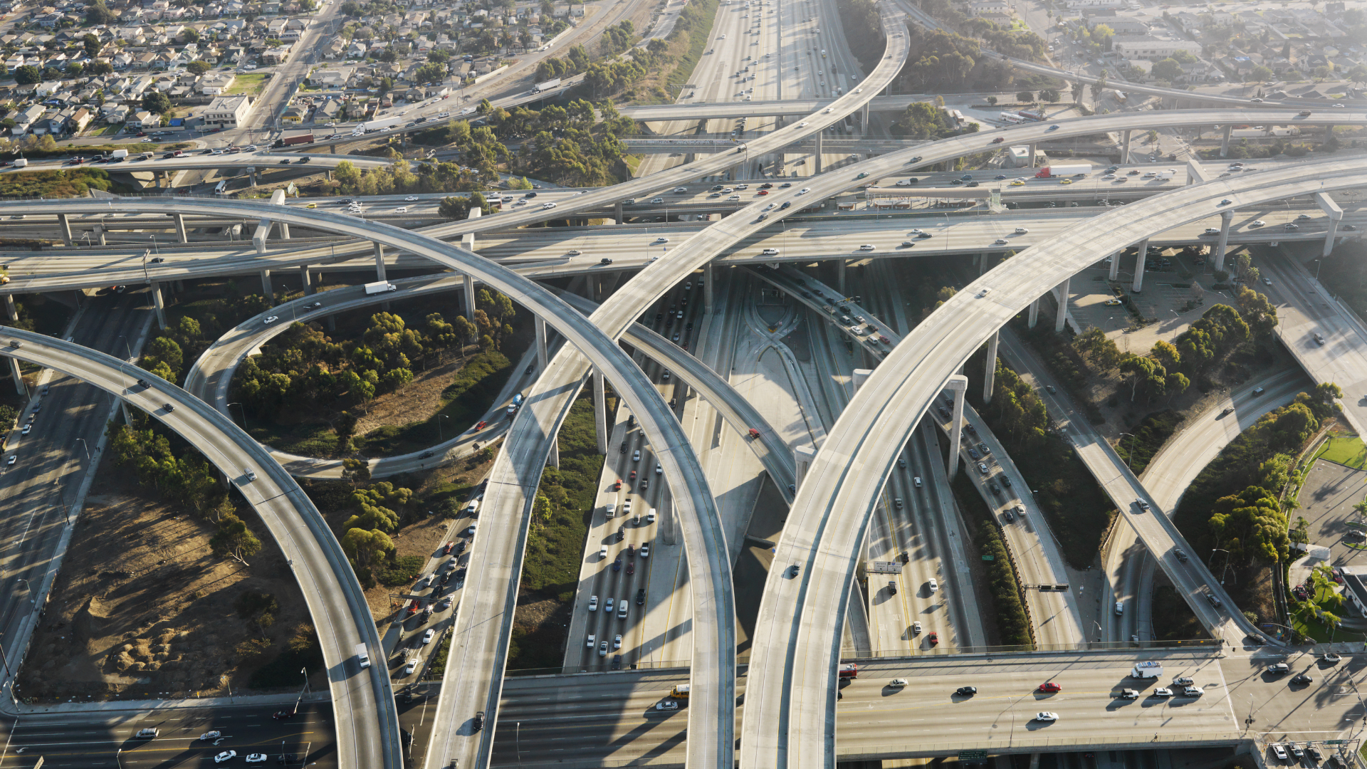 Newsome Orders CA State Workers to Return to Office_ LA Workers Argue About Traffic Concerns